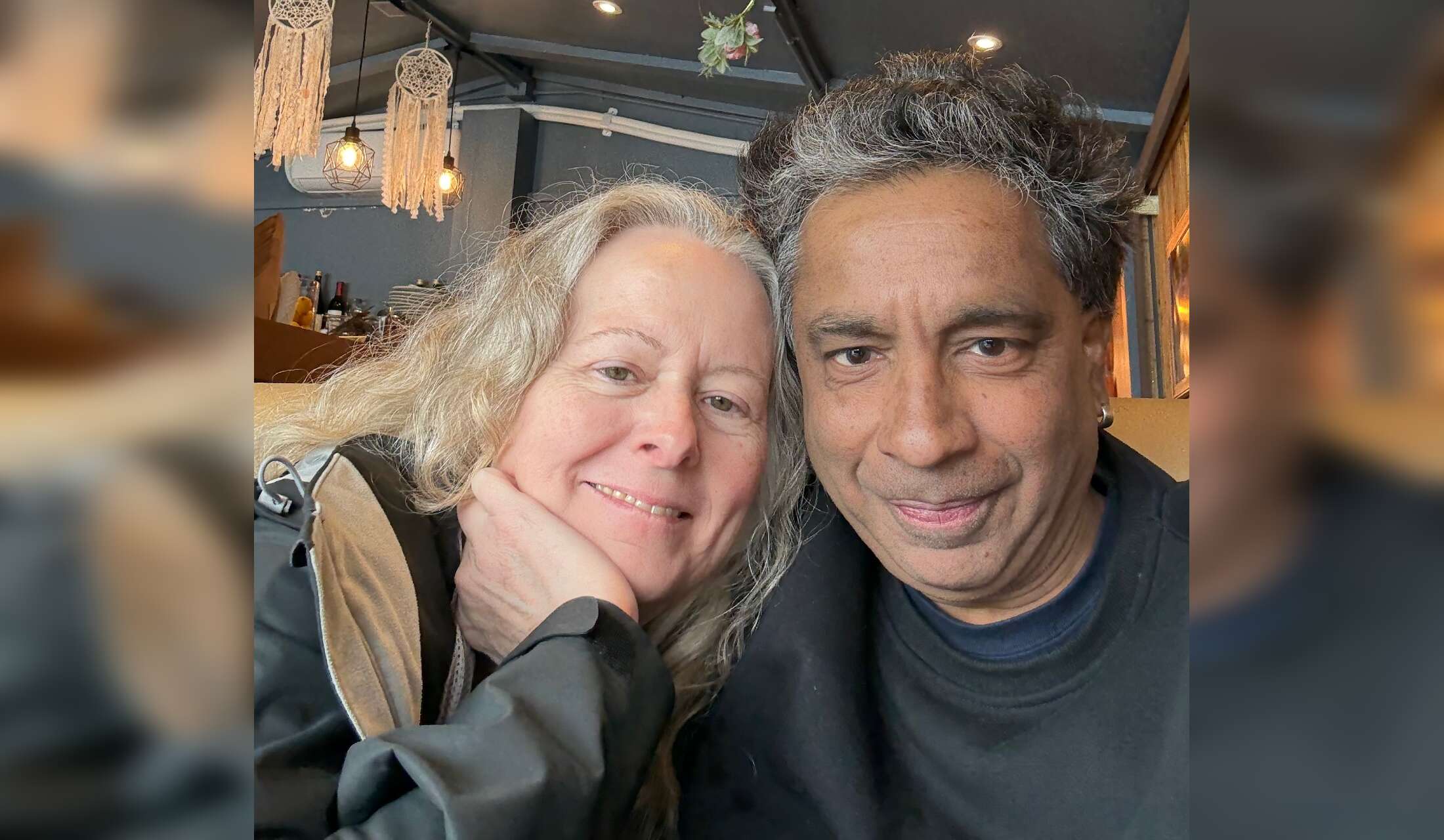 mindmyhouse-vegetarian-animal-lovers-for-pet-home-care